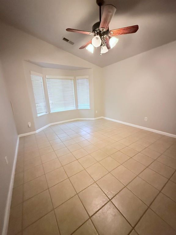 Image 20 of property listing at 3110 Chianti Avenue, Madera, CA 93637