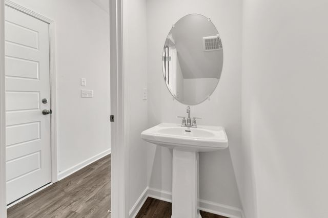 5044 Dayflower Drive, Hermitage, TN 37076