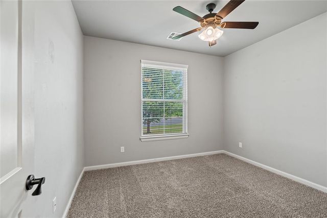 11216 SW 42nd Court, Mustang, OK 73064