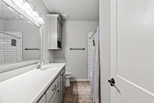 11216 SW 42nd Court, Mustang, OK 73064