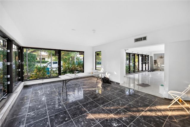 1100 N Shore Dr 0, Miami Beach, FL 33141