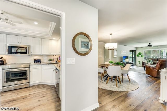 4300 Belair LN 12, Naples, FL 34103