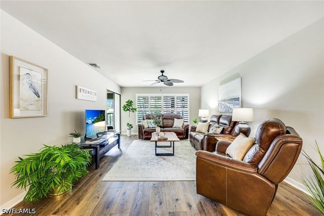 4300 Belair LN 12, Naples, FL 34103