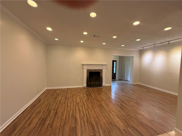 107 VALLEY Drive, Pineville, LA 71360