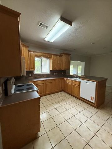 107 VALLEY Drive, Pineville, LA 71360