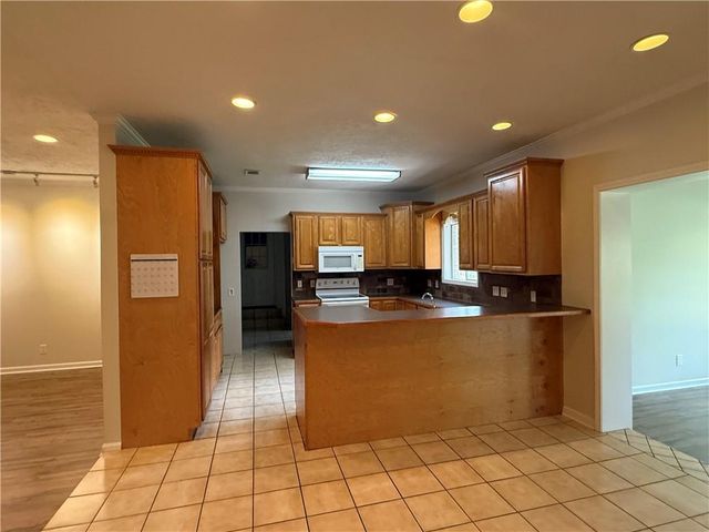 107 VALLEY Drive, Pineville, LA 71360