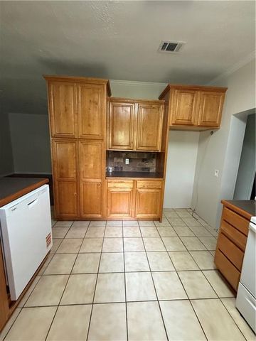 107 VALLEY Drive, Pineville, LA 71360