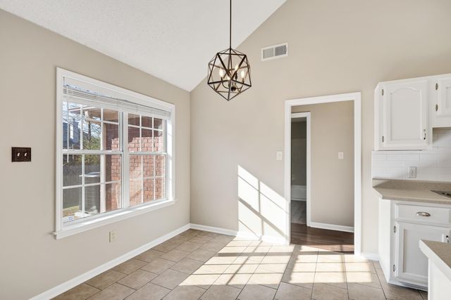 7775 SHADOW ELM LN, Bartlett, TN 38002