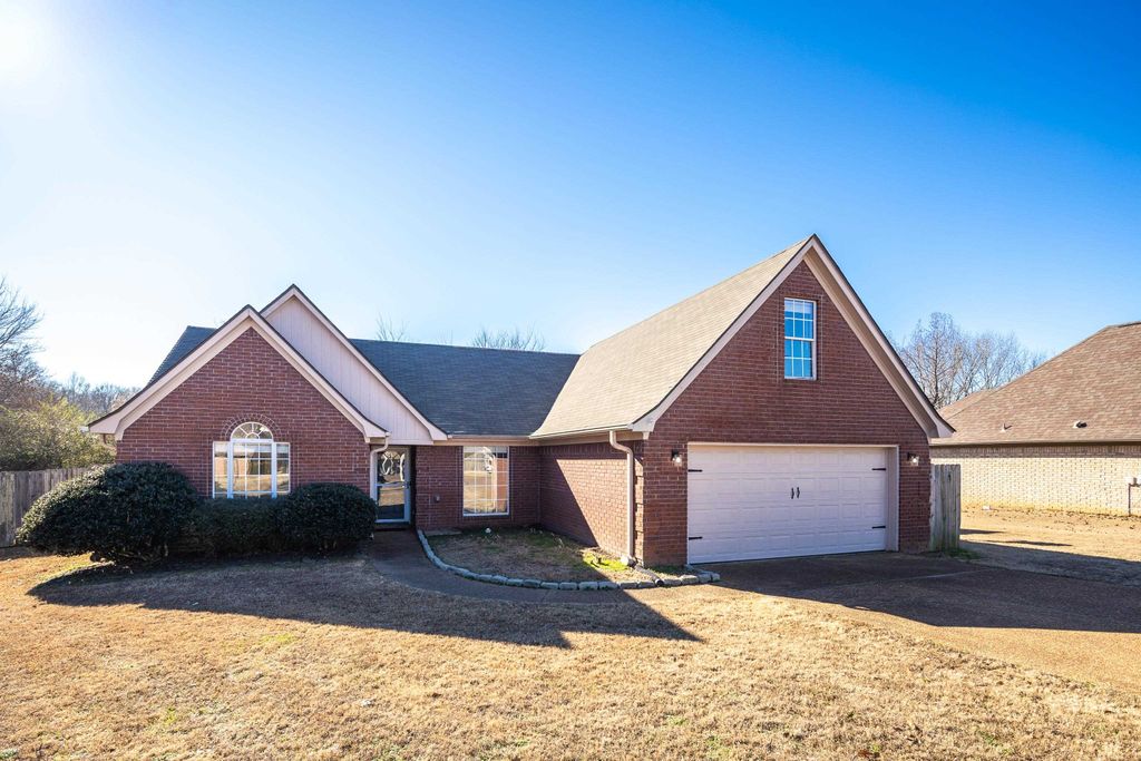 7775 SHADOW ELM LN, Bartlett, TN 38002