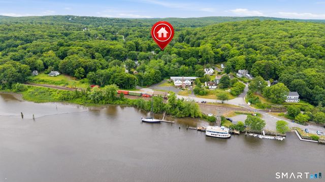 8 Phelps Lane, Deep River, CT 06417