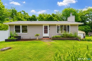 8 Phelps Lane, Deep River, CT 06417