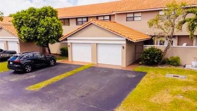 8818 SW 113th Place Circle E ., Miami, FL 33176