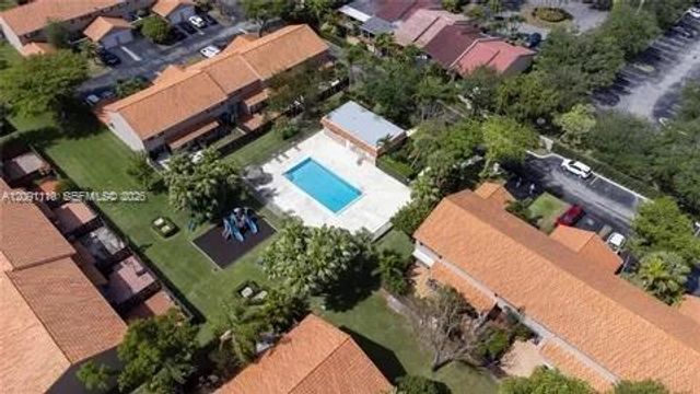 8818 SW 113th Place Circle E ., Miami, FL 33176