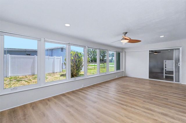 7901 3RD STREET N, St Petersburg, FL 33702