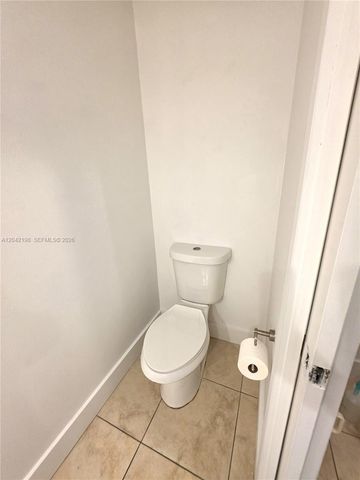 14237 SW 94th Cir Ln 103, Miami, FL 33186