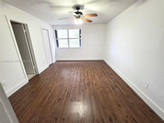14237 SW 94th Cir Ln 103, Miami, FL 33186