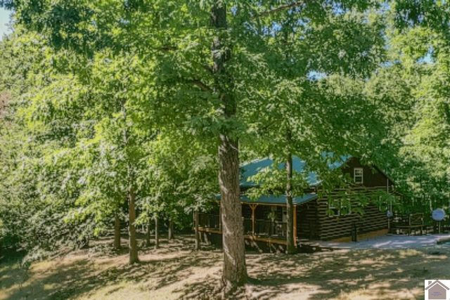 96 Dogwood Cove, Cadiz, KY 42211