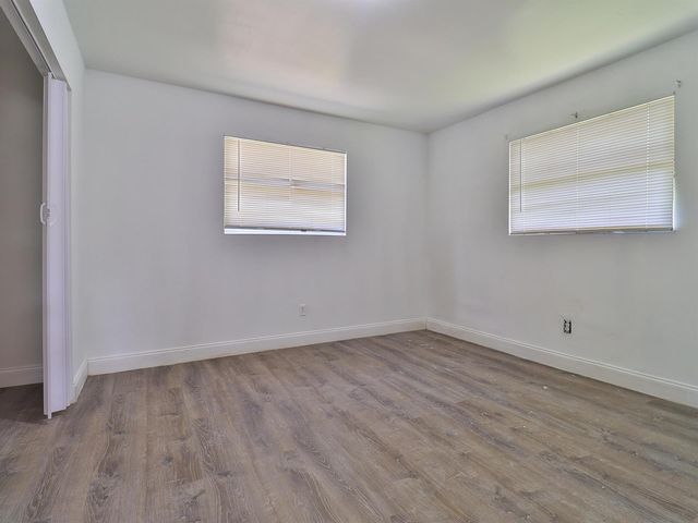 3024 W Dixie Boulevard, Fort Pierce, FL 34946