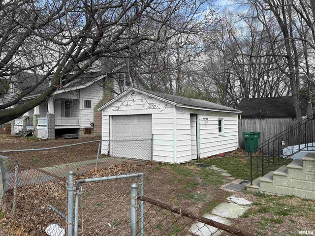 2129 N WISCONSIN Avenue, Peoria, IL 61603