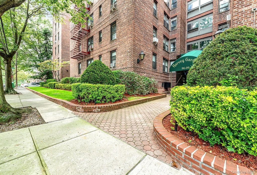 96-09 67th Avenue 1D, Rego Park, NY 11374