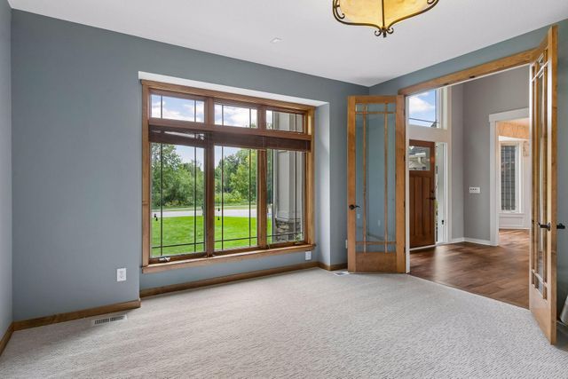 21180 Wellington Place, Lakeville, MN 55044