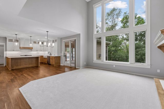 21180 Wellington Place, Lakeville, MN 55044