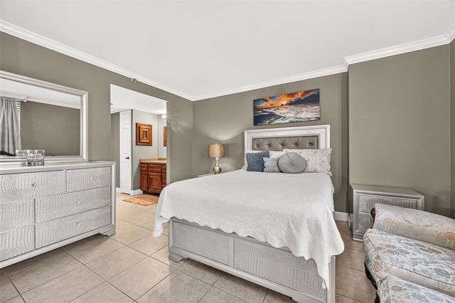 3525 Sage Road 1116, Houston, TX 77056