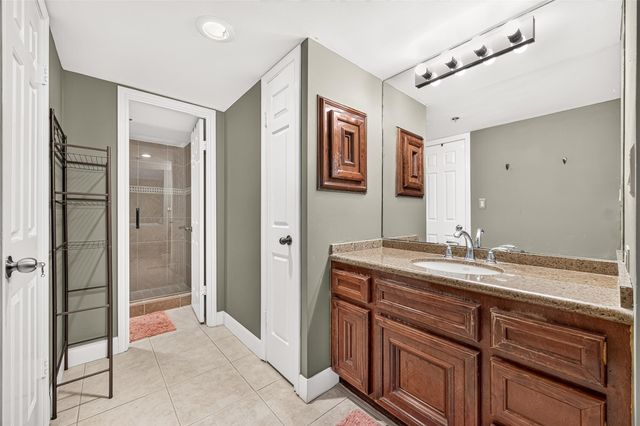 3525 Sage Road 1116, Houston, TX 77056