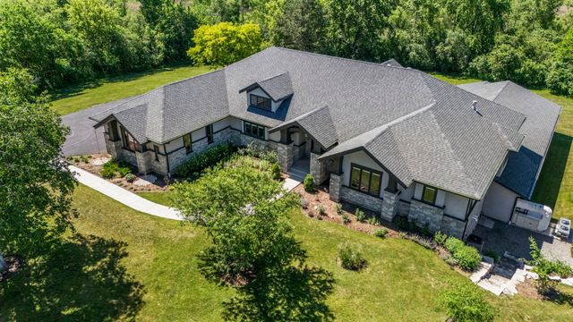26153 W Cuba Road, Barrington, IL 60010