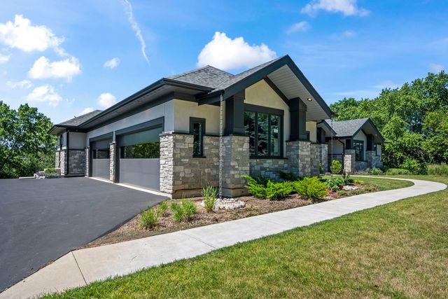 26153 W Cuba Road, Barrington, IL 60010