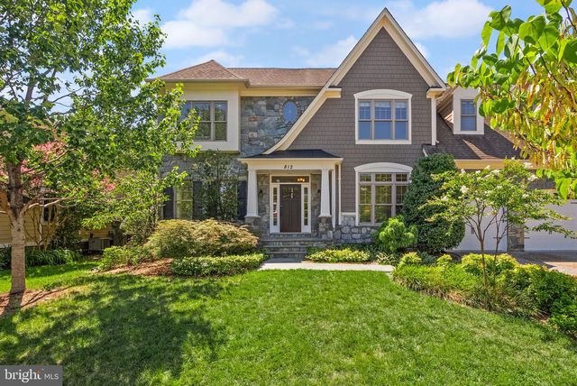 812 21ST ST S, Arlington, VA 22202
