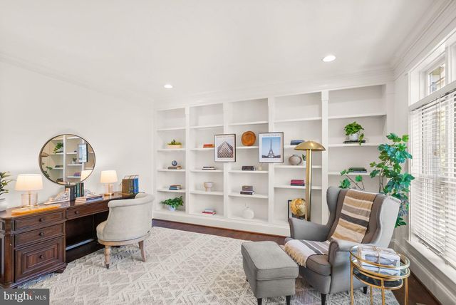 812 21ST ST S, Arlington, VA 22202