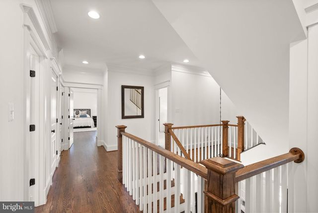 812 21ST ST S, Arlington, VA 22202