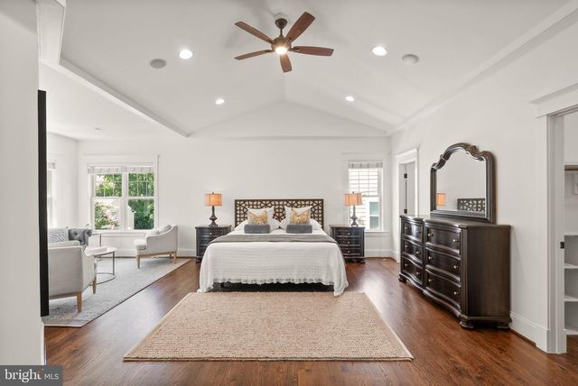 812 21ST ST S, Arlington, VA 22202
