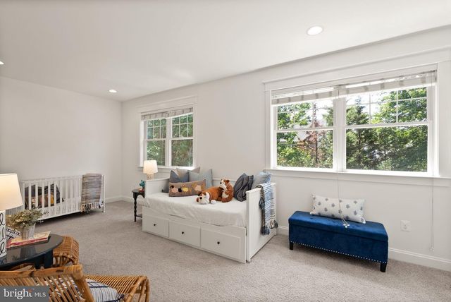812 21ST ST S, Arlington, VA 22202