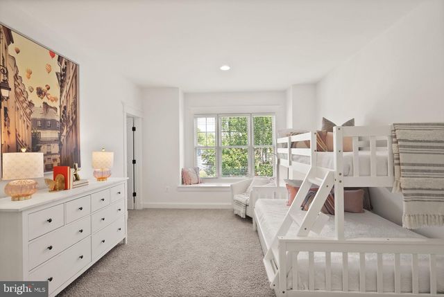 812 21ST ST S, Arlington, VA 22202