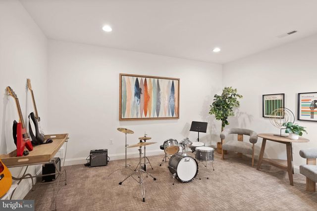 812 21ST ST S, Arlington, VA 22202