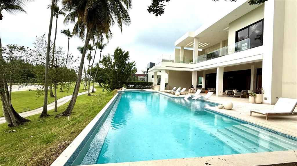 Image 68 of property listing at G3 ATLANTIC DRIVE ST.REGIS BAHIA BEACH, Rio Grande, PR 00745