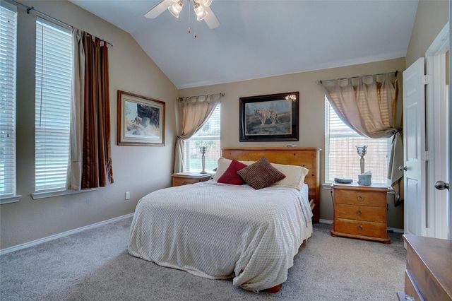 800 Chrissy Creek Lane, Euless, TX 76040