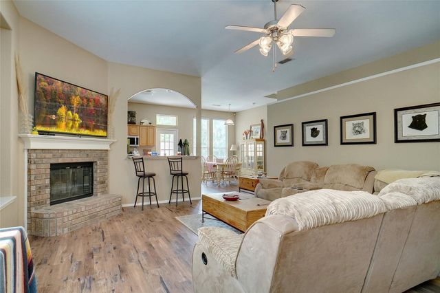 800 Chrissy Creek Lane, Euless, TX 76040