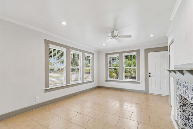 4105 18TH AVENUE S, St Petersburg, FL 33711