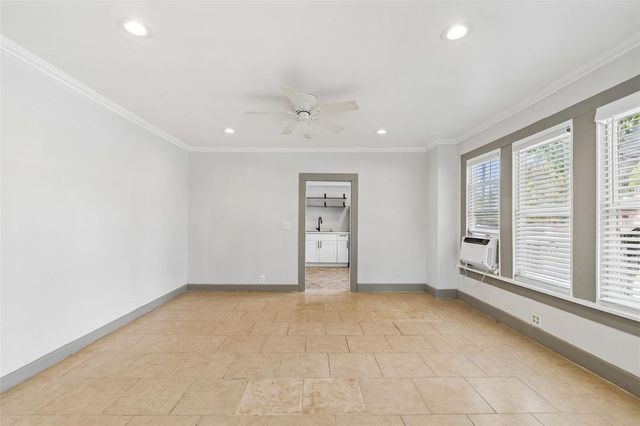 4105 18TH AVENUE S, St Petersburg, FL 33711