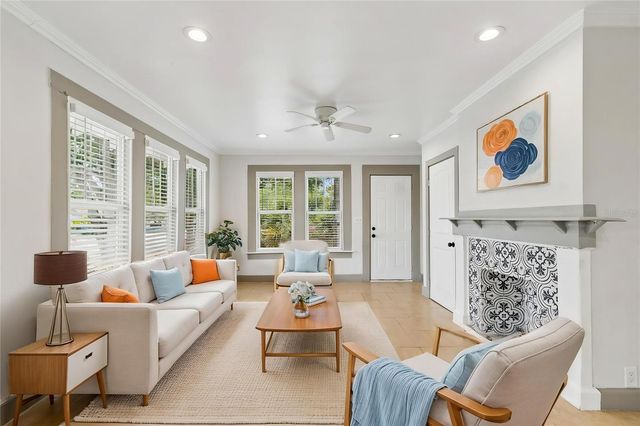 4105 18TH AVENUE S, St Petersburg, FL 33711