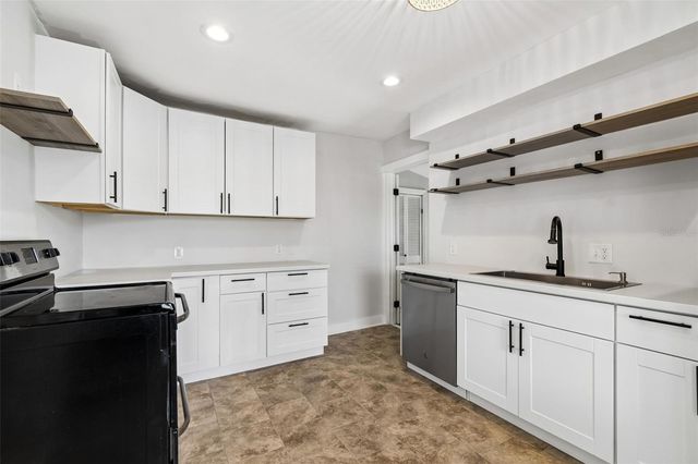 4105 18TH AVENUE S, St Petersburg, FL 33711