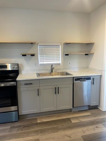 4105 18TH AVENUE S, St Petersburg, FL 33711