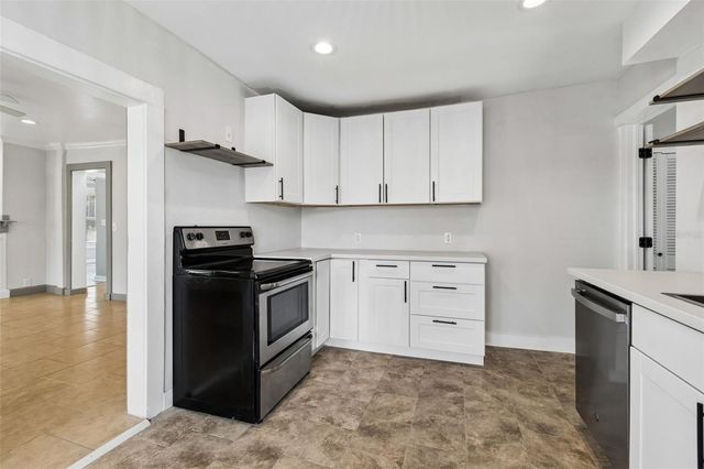 4105 18TH AVENUE S, St Petersburg, FL 33711