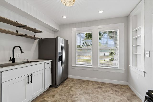 4105 18TH AVENUE S, St Petersburg, FL 33711