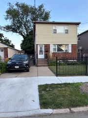 213-20 102nd Avenue, Queens Village, NY 11429