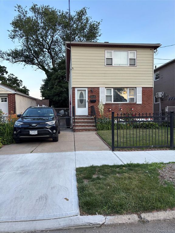213-20 102nd Avenue, Queens Village, NY 11429