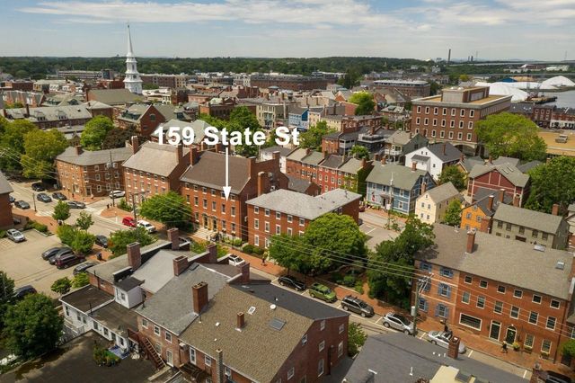 159 State St Apt 5, Portsmouth, NH 03801
